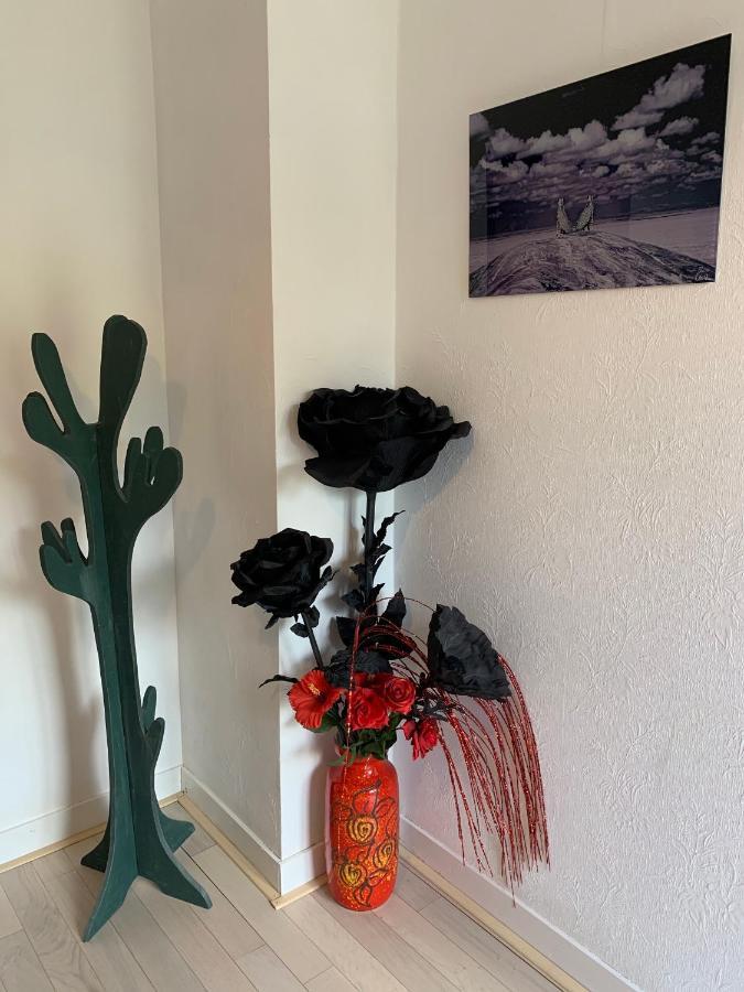 L'Albizia Apartment Seigy Luaran gambar
